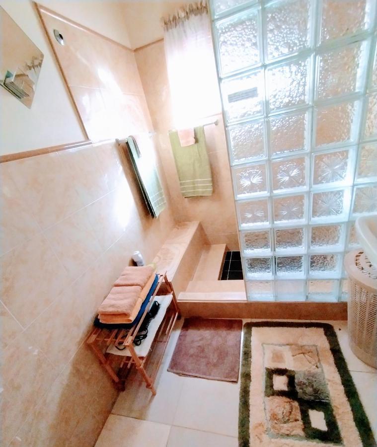 Gables Vacation Rentals With Private Gated Parking Onsite Knockpatrick Luaran gambar